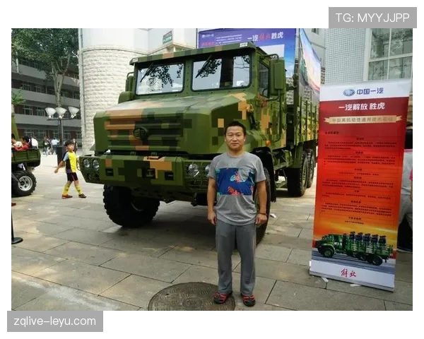 格拉纳达新赛季逼抢体系焕新防守面貌，创新战术引发广泛关注